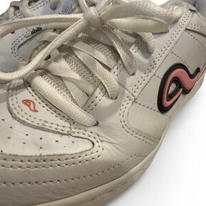 Vintage Y2K 2000s Rare Adio Women's White & Baby Pink Skate Shoes Sz 10 EUC